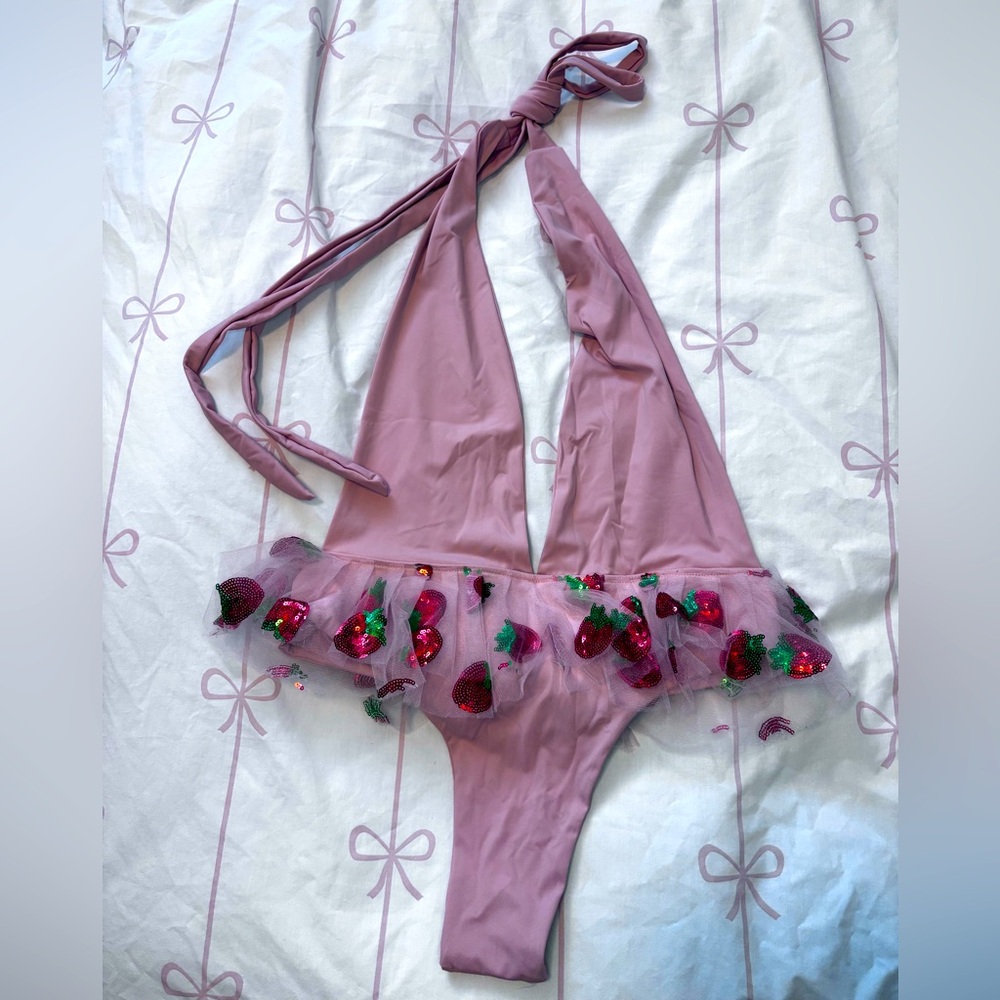Olympus Attire Aphrodite Bodysuit (by Sunflowerraver)